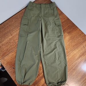 Calia Relaxed Fit High Rise Cargo Nylon pants small green